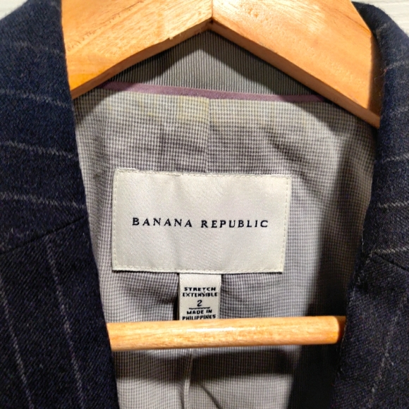 Banana Republic striped womens blazer - size 2 - Picture 3 of 9